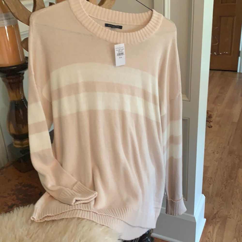 American Eagle sweater